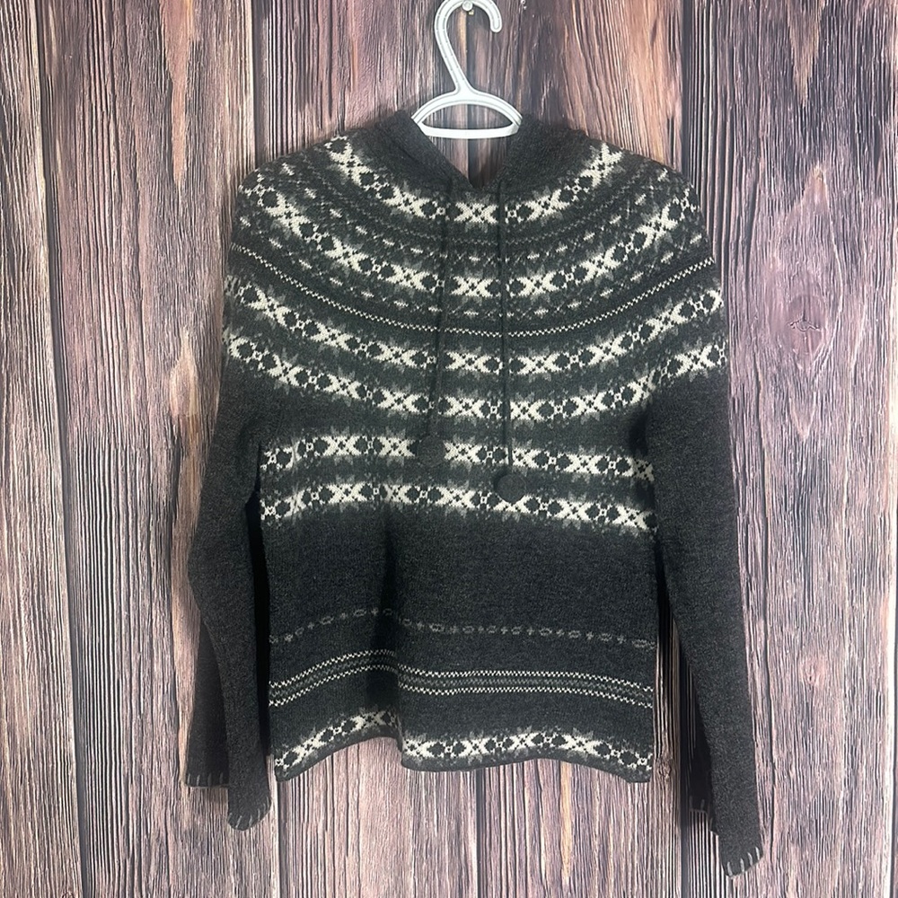 Pandemonium Hooded %100 Lambswool pullover sweater Size Large